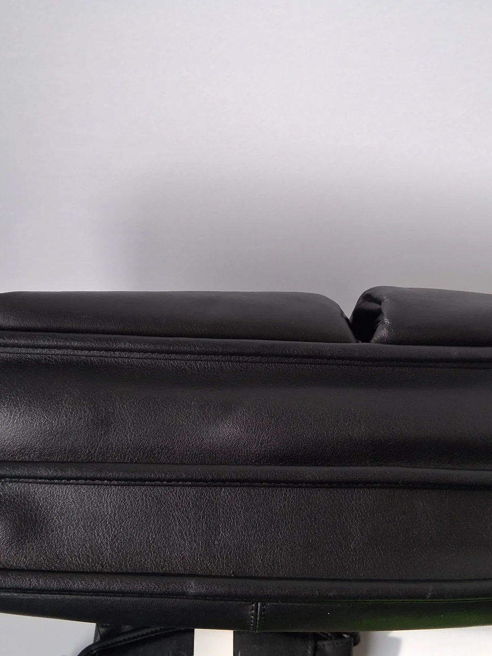 Vintage Dell Black Leather Laptop Messenger Bag